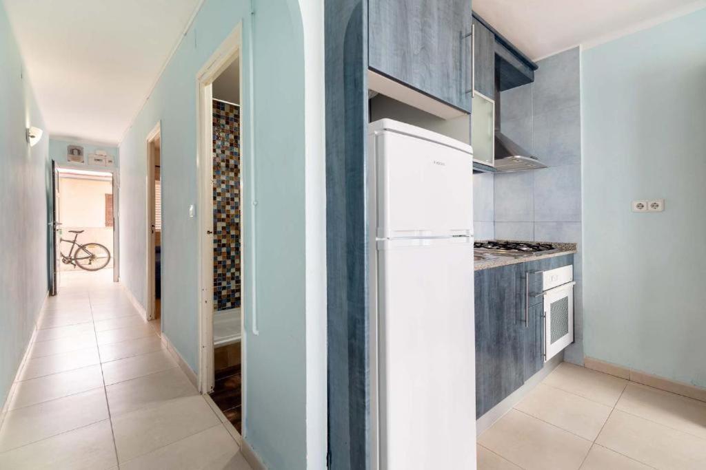 كاستيلديفيلس Apartamentos Denis المظهر الخارجي الصورة